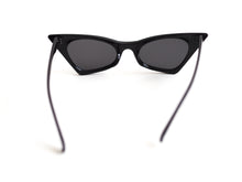 Load image into Gallery viewer, Square Point Sunglasses - Black
