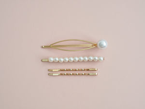 GOLD PEARL DAINTY HAIR CLIP SET